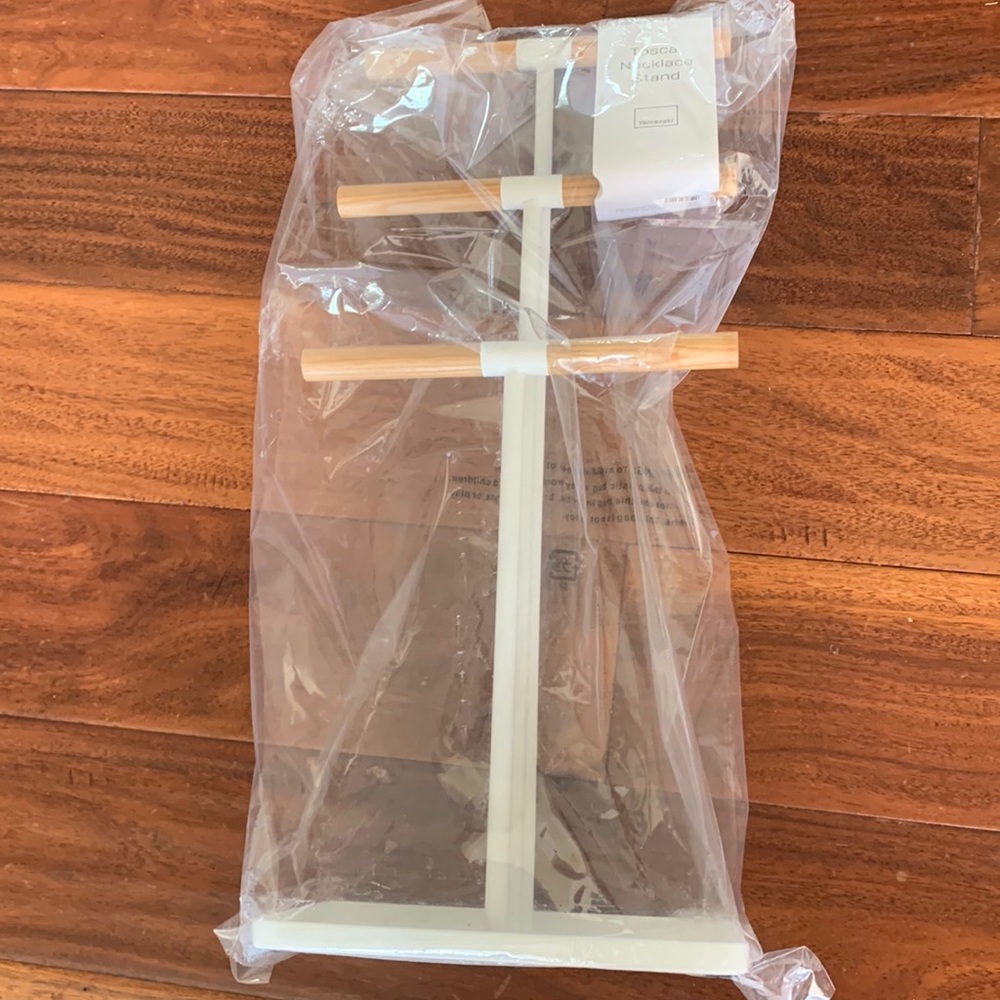 Yamazaki Tosca Necklace Stand